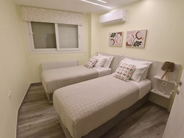 Artemis - Διαμέρισμα με πατάρι στο κέντρο της Ερέτριας