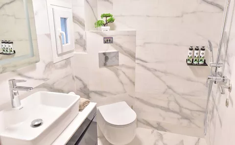 Artemis - Διαμέρισμα με πατάρι στο κέντρο της Ερέτριας Μπάνιο 1