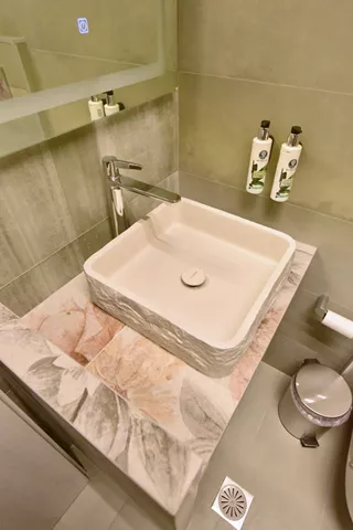 Artemis - Διαμέρισμα με πατάρι στο κέντρο της Ερέτριας Μπάνιο 2