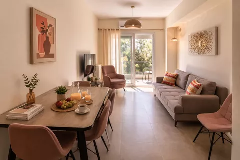 Apollo - Οικογενειακό διαμέρισμα στο κέντρο της Ερέτριας Σαλόνι