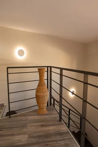 Hermes – Deluxe apartment at the center of Eretria Stairs