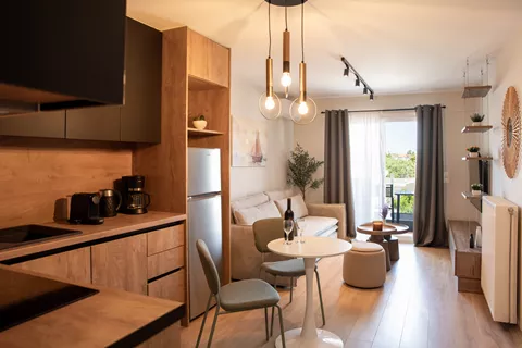 Poseidon - Luxury apartment at the center of Eretria Dining table